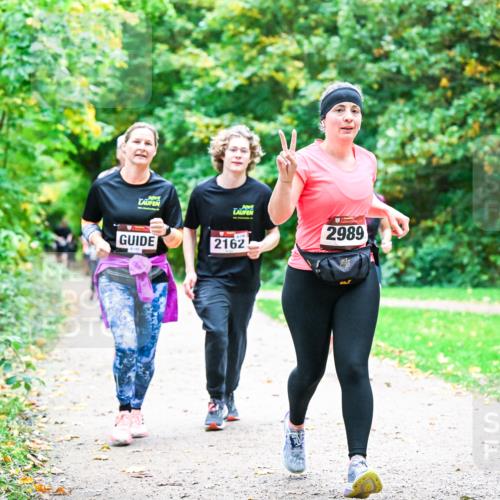 12.10.2025 - Bramfelder Halbmarathon 2025 Dr. Thomas Lammeyer http://msf.ph/oto/9355139 12.10.2025 10:52:48 Laufen 2162, 2989 meine-sportfotos.de