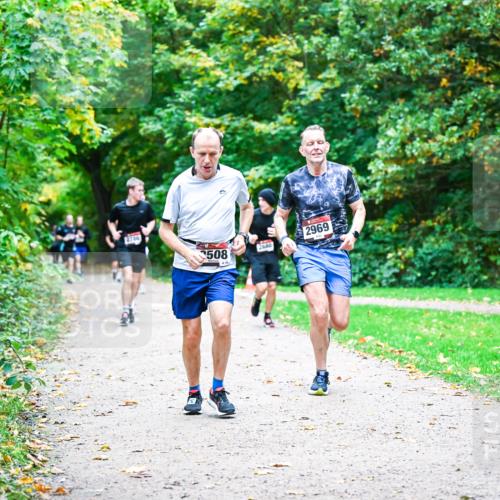 12.10.2025 - Bramfelder Halbmarathon 2025 Dr. Thomas Lammeyer http://msf.ph/oto/9355190 12.10.2025 10:52:57 Laufen 508, 10, 2680, 2969 meine-sportfotos.de