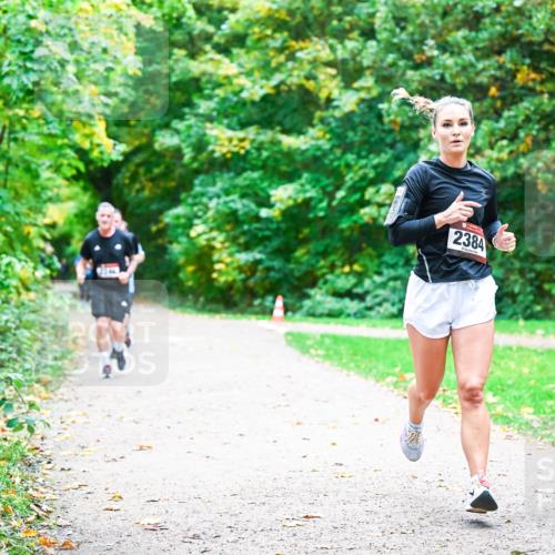12.10.2025 - Bramfelder Halbmarathon 2025 Dr. Thomas Lammeyer http://msf.ph/oto/9355236 12.10.2025 10:53:04 Laufen 2384 meine-sportfotos.de