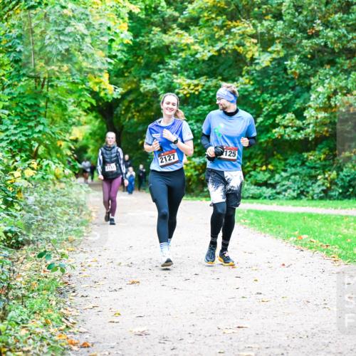 12.10.2025 - Bramfelder Halbmarathon 2025 Dr. Thomas Lammeyer http://msf.ph/oto/9355298 12.10.2025 10:53:18 Laufen 2151, 2127, 125 meine-sportfotos.de