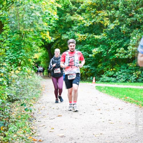 12.10.2025 - Bramfelder Halbmarathon 2025 Dr. Thomas Lammeyer http://msf.ph/oto/9355315 12.10.2025 10:53:21 Laufen 2151, 2624, 212 meine-sportfotos.de