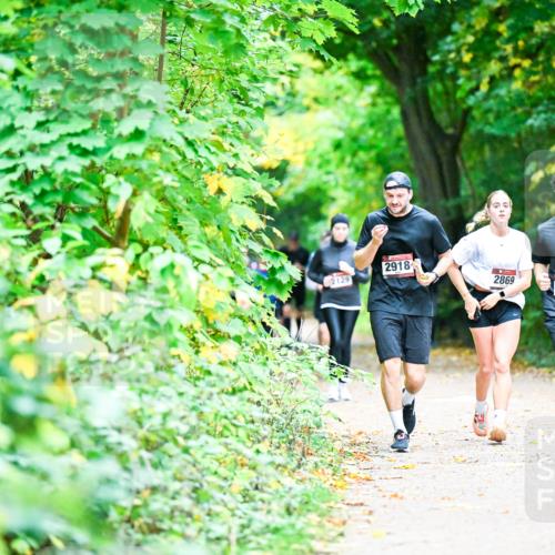 12.10.2025 - Bramfelder Halbmarathon 2025 Dr. Thomas Lammeyer http://msf.ph/oto/9355344 12.10.2025 10:53:31 Laufen 2918, 2129, 2869, 2848 meine-sportfotos.de