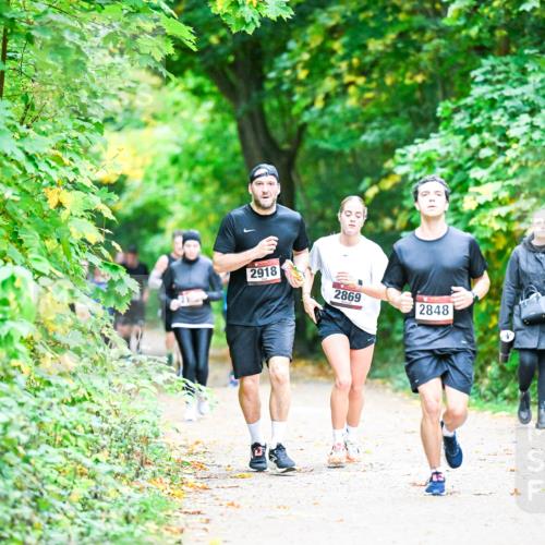 12.10.2025 - Bramfelder Halbmarathon 2025 Dr. Thomas Lammeyer http://msf.ph/oto/9355351 12.10.2025 10:53:31 Laufen 2918, 2869, 2848 meine-sportfotos.de
