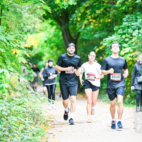 12.10.2025 - Bramfelder Halbmarathon 2025 Dr. Thomas Lammeyer http://msf.ph/oto/9355352 12.10.2025 10:53:32 Laufen 2848 meine-sportfotos.de