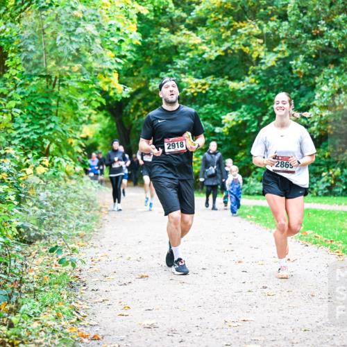 12.10.2025 - Bramfelder Halbmarathon 2025 Dr. Thomas Lammeyer http://msf.ph/oto/9355385 12.10.2025 10:53:37 Laufen 2918, 2865, 28 meine-sportfotos.de