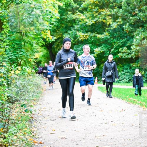 12.10.2025 - Bramfelder Halbmarathon 2025 Dr. Thomas Lammeyer http://msf.ph/oto/9355426 12.10.2025 10:53:44 Laufen 2129, 217 meine-sportfotos.de