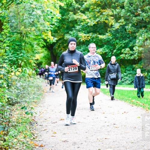 12.10.2025 - Bramfelder Halbmarathon 2025 Dr. Thomas Lammeyer http://msf.ph/oto/9355428 12.10.2025 10:53:45 Laufen 2129, 217 meine-sportfotos.de