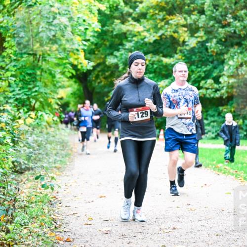 12.10.2025 - Bramfelder Halbmarathon 2025 Dr. Thomas Lammeyer http://msf.ph/oto/9355433 12.10.2025 10:53:45 Laufen 129 meine-sportfotos.de