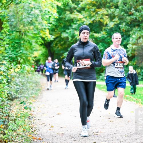 12.10.2025 - Bramfelder Halbmarathon 2025 Dr. Thomas Lammeyer http://msf.ph/oto/9355435 12.10.2025 10:53:46 Laufen 2, 2174 meine-sportfotos.de