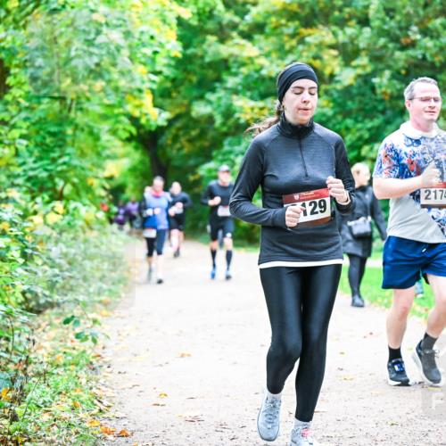 12.10.2025 - Bramfelder Halbmarathon 2025 Dr. Thomas Lammeyer http://msf.ph/oto/9355438 12.10.2025 10:53:46 Laufen 129, 2174 meine-sportfotos.de