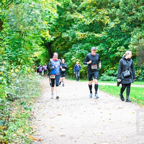 12.10.2025 - Bramfelder Halbmarathon 2025 Dr. Thomas Lammeyer http://msf.ph/oto/9355450 12.10.2025 10:53:48 Laufen 2027, 2428 meine-sportfotos.de