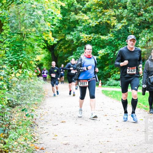 12.10.2025 - Bramfelder Halbmarathon 2025 Dr. Thomas Lammeyer http://msf.ph/oto/9355457 12.10.2025 10:53:50 Laufen 16, 2027, 2428 meine-sportfotos.de