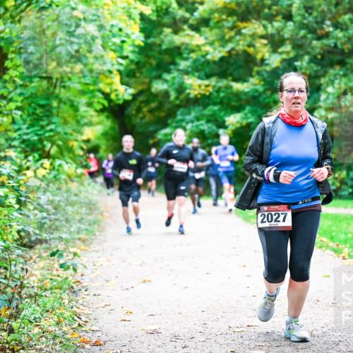 12.10.2025 - Bramfelder Halbmarathon 2025 Dr. Thomas Lammeyer http://msf.ph/oto/9355469 12.10.2025 10:53:52 Laufen 2027 meine-sportfotos.de