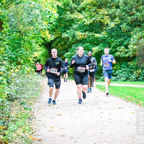 12.10.2025 - Bramfelder Halbmarathon 2025 Dr. Thomas Lammeyer http://msf.ph/oto/9355481 12.10.2025 10:53:54 Laufen 24, 2016, 2803 meine-sportfotos.de