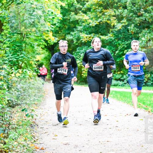 12.10.2025 - Bramfelder Halbmarathon 2025 Dr. Thomas Lammeyer http://msf.ph/oto/9355490 12.10.2025 10:53:55 Laufen 2016, 2803 meine-sportfotos.de