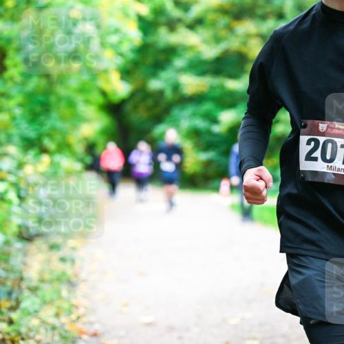 12.10.2025 - Bramfelder Halbmarathon 2025 Dr. Thomas Lammeyer http://msf.ph/oto/9355509 12.10.2025 10:53:58 Laufen 34, 2016 meine-sportfotos.de