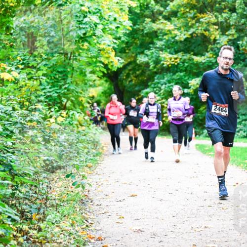 12.10.2025 - Bramfelder Halbmarathon 2025 Dr. Thomas Lammeyer http://msf.ph/oto/9355520 12.10.2025 10:54:03 Laufen 20, 2464 meine-sportfotos.de