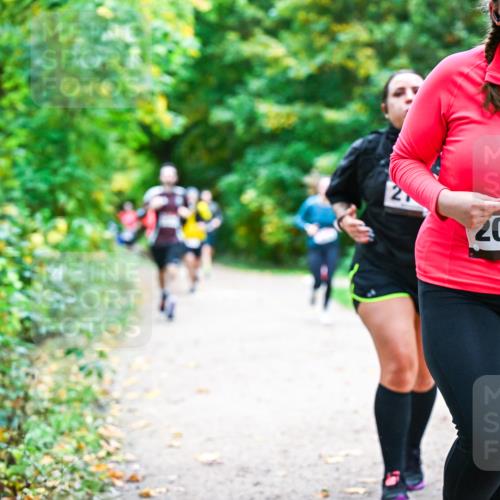 12.10.2025 - Bramfelder Halbmarathon 2025 Dr. Thomas Lammeyer http://msf.ph/oto/9355568 12.10.2025 10:54:10 Laufen 2017 meine-sportfotos.de