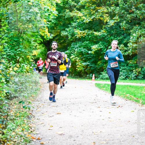 12.10.2025 - Bramfelder Halbmarathon 2025 Dr. Thomas Lammeyer http://msf.ph/oto/9355578 12.10.2025 10:54:12 Laufen 2344, 2874, 2378 meine-sportfotos.de
