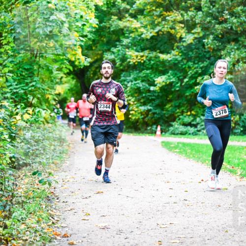 12.10.2025 - Bramfelder Halbmarathon 2025 Dr. Thomas Lammeyer http://msf.ph/oto/9355583 12.10.2025 10:54:12 Laufen 2344, 2378 meine-sportfotos.de