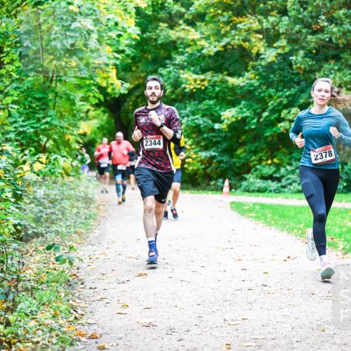 12.10.2025 - Bramfelder Halbmarathon 2025 Dr. Thomas Lammeyer http://msf.ph/oto/9355584 12.10.2025 10:54:12 Laufen 2344, 2378 meine-sportfotos.de