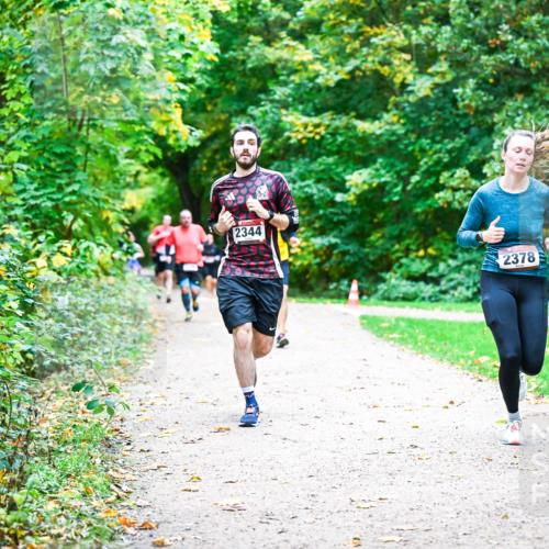 12.10.2025 - Bramfelder Halbmarathon 2025 Dr. Thomas Lammeyer http://msf.ph/oto/9355585 12.10.2025 10:54:13 Laufen 2344, 2378 meine-sportfotos.de