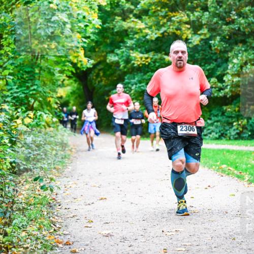 12.10.2025 - Bramfelder Halbmarathon 2025 Dr. Thomas Lammeyer http://msf.ph/oto/9355624 12.10.2025 10:54:18 Laufen 2306 meine-sportfotos.de