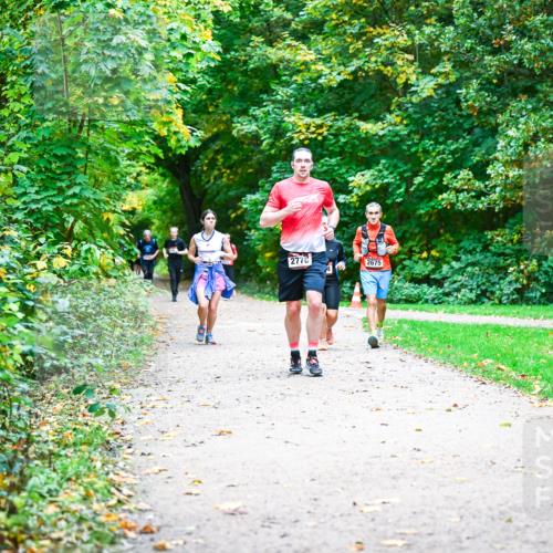 12.10.2025 - Bramfelder Halbmarathon 2025 Dr. Thomas Lammeyer http://msf.ph/oto/9355634 12.10.2025 10:54:20 Laufen 2776, 2675 meine-sportfotos.de