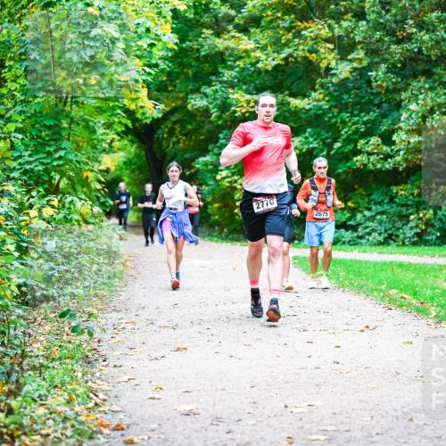 12.10.2025 - Bramfelder Halbmarathon 2025 Dr. Thomas Lammeyer http://msf.ph/oto/9355639 12.10.2025 10:54:21 Laufen 2770, 2675 meine-sportfotos.de