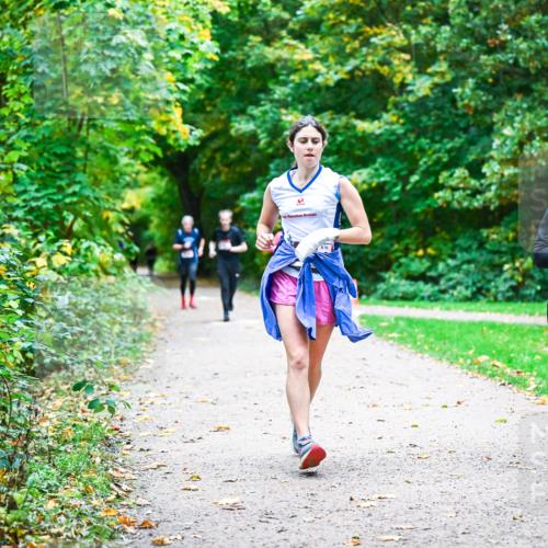12.10.2025 - Bramfelder Halbmarathon 2025 Dr. Thomas Lammeyer http://msf.ph/oto/9355661 12.10.2025 10:54:24 Laufen 23, 2674 meine-sportfotos.de