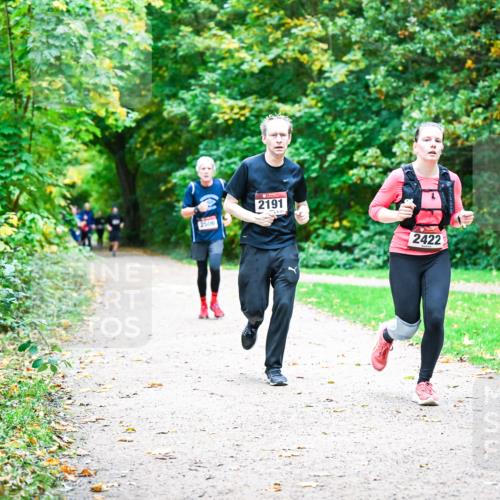 12.10.2025 - Bramfelder Halbmarathon 2025 Dr. Thomas Lammeyer http://msf.ph/oto/9355683 12.10.2025 10:54:30 Laufen 2506, 2191, 2422 meine-sportfotos.de