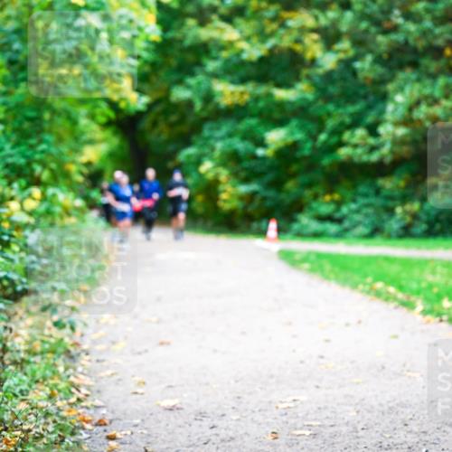 12.10.2025 - Bramfelder Halbmarathon 2025 Dr. Thomas Lammeyer http://msf.ph/oto/9355711 12.10.2025 10:54:34 Laufen 250 meine-sportfotos.de