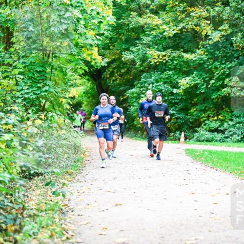 12.10.2025 - Bramfelder Halbmarathon 2025 Dr. Thomas Lammeyer http://msf.ph/oto/9355713 12.10.2025 10:54:38 Laufen 2457, 183, 2662 meine-sportfotos.de