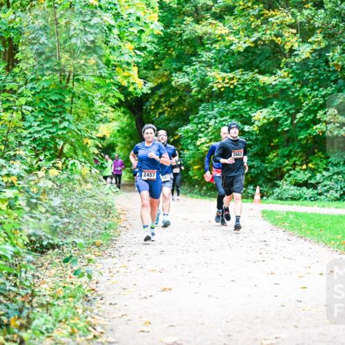 12.10.2025 - Bramfelder Halbmarathon 2025 Dr. Thomas Lammeyer http://msf.ph/oto/9355717 12.10.2025 10:54:39 Laufen 2457, 183, 2662 meine-sportfotos.de