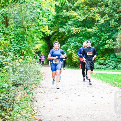 12.10.2025 - Bramfelder Halbmarathon 2025 Dr. Thomas Lammeyer http://msf.ph/oto/9355725 12.10.2025 10:54:40 Laufen 2457, 2662 meine-sportfotos.de