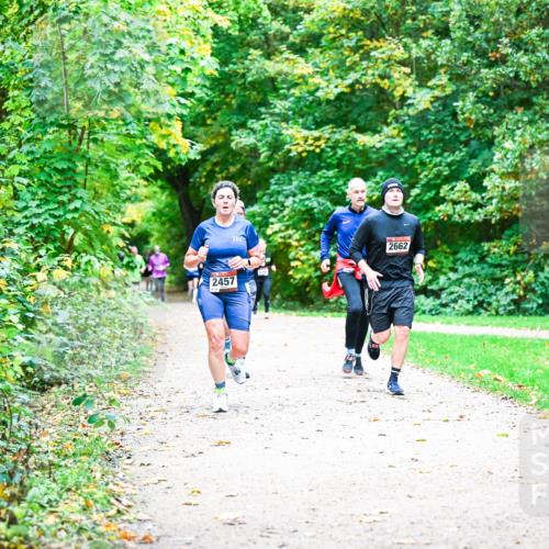 12.10.2025 - Bramfelder Halbmarathon 2025 Dr. Thomas Lammeyer http://msf.ph/oto/9355728 12.10.2025 10:54:40 Laufen 2457, 2662 meine-sportfotos.de