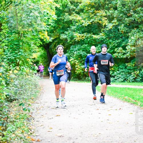 12.10.2025 - Bramfelder Halbmarathon 2025 Dr. Thomas Lammeyer http://msf.ph/oto/9355729 12.10.2025 10:54:40 Laufen 2457, 2662 meine-sportfotos.de