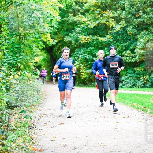 12.10.2025 - Bramfelder Halbmarathon 2025 Dr. Thomas Lammeyer http://msf.ph/oto/9355730 12.10.2025 10:54:40 Laufen 2457, 2662 meine-sportfotos.de
