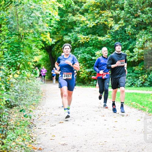 12.10.2025 - Bramfelder Halbmarathon 2025 Dr. Thomas Lammeyer http://msf.ph/oto/9355732 12.10.2025 10:54:41 Laufen 2457, 662 meine-sportfotos.de
