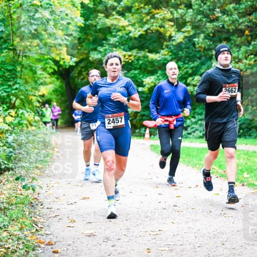 12.10.2025 - Bramfelder Halbmarathon 2025 Dr. Thomas Lammeyer http://msf.ph/oto/9355736 12.10.2025 10:54:41 Laufen 21, 361, 2457, 8114, 2662 meine-sportfotos.de