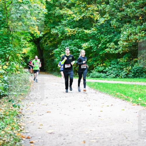 12.10.2025 - Bramfelder Halbmarathon 2025 Dr. Thomas Lammeyer http://msf.ph/oto/9355758 12.10.2025 10:54:45 Laufen 2538, 2036 meine-sportfotos.de