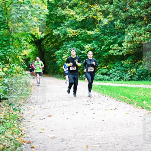 12.10.2025 - Bramfelder Halbmarathon 2025 Dr. Thomas Lammeyer http://msf.ph/oto/9355759 12.10.2025 10:54:46 Laufen 25381, 2030 meine-sportfotos.de