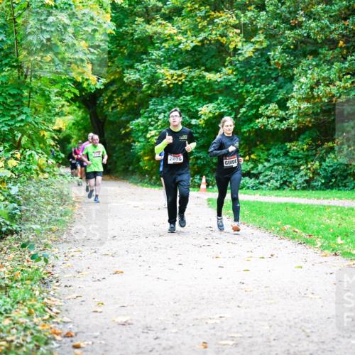 12.10.2025 - Bramfelder Halbmarathon 2025 Dr. Thomas Lammeyer http://msf.ph/oto/9355762 12.10.2025 10:54:46 Laufen 2538, 2038 meine-sportfotos.de