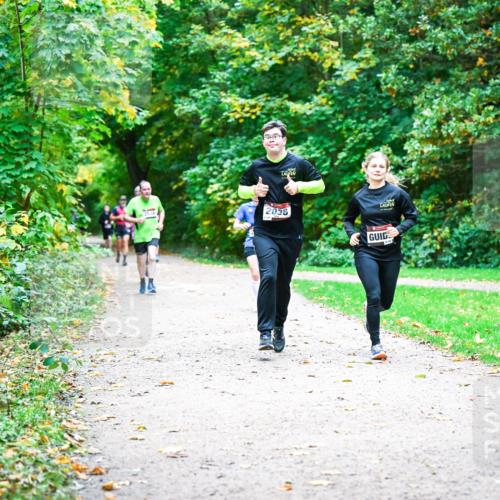 12.10.2025 - Bramfelder Halbmarathon 2025 Dr. Thomas Lammeyer http://msf.ph/oto/9355771 12.10.2025 10:54:47 Laufen 2038 meine-sportfotos.de
