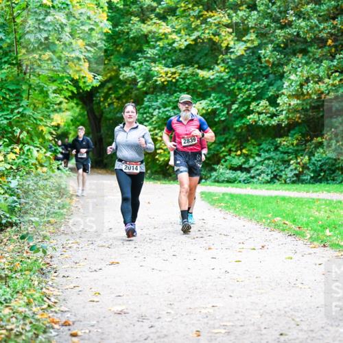 12.10.2025 - Bramfelder Halbmarathon 2025 Dr. Thomas Lammeyer http://msf.ph/oto/9355819 12.10.2025 10:54:56 Laufen 2014, 2839 meine-sportfotos.de