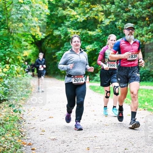 12.10.2025 - Bramfelder Halbmarathon 2025 Dr. Thomas Lammeyer http://msf.ph/oto/9355833 12.10.2025 10:54:58 Laufen 2014, 2900, 2839 meine-sportfotos.de