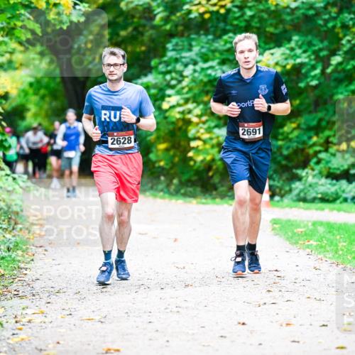 12.10.2025 - Bramfelder Halbmarathon 2025 Dr. Thomas Lammeyer http://msf.ph/oto/9355906 12.10.2025 10:55:13 Laufen 2024, 2691, 2628 meine-sportfotos.de