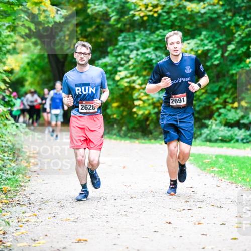 12.10.2025 - Bramfelder Halbmarathon 2025 Dr. Thomas Lammeyer http://msf.ph/oto/9355908 12.10.2025 10:55:13 Laufen 380, 2024, 2628, 2691 meine-sportfotos.de