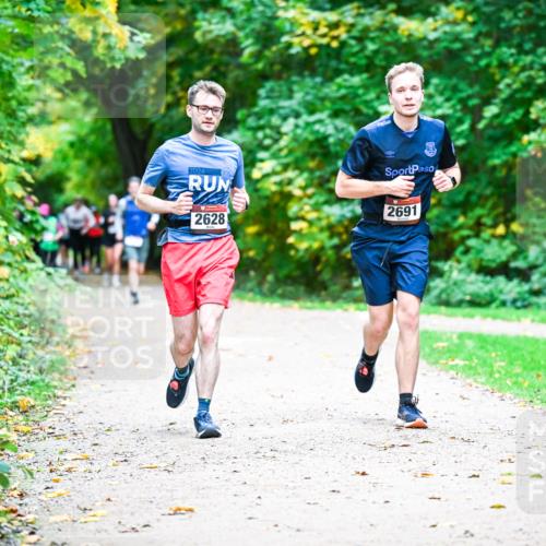 12.10.2025 - Bramfelder Halbmarathon 2025 Dr. Thomas Lammeyer http://msf.ph/oto/9355910 12.10.2025 10:55:14 Laufen 2024, 2628, 2691 meine-sportfotos.de