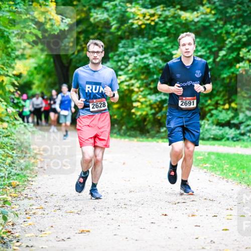 12.10.2025 - Bramfelder Halbmarathon 2025 Dr. Thomas Lammeyer http://msf.ph/oto/9355911 12.10.2025 10:55:14 Laufen 2024, 2628, 2691 meine-sportfotos.de